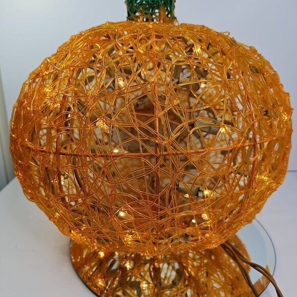1970s Halloween Spun Spaghetti Lucite Plastic Pumpkin Jack O Lantern Read - Picture 9 of 14